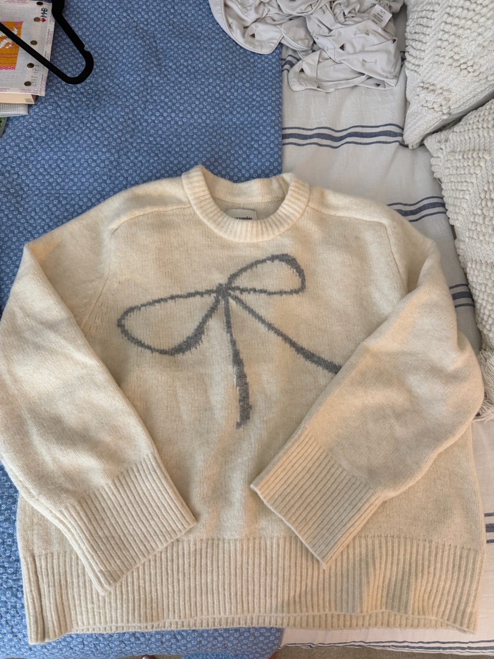 Abercrombie sweater